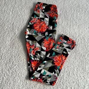 Lularoe Geometric Floral Leggings Size OS
